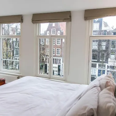 Spacious Modern Canal House Amsterdam